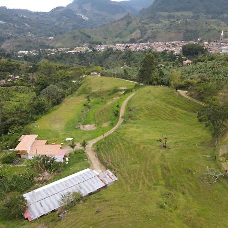 Hospedaje Campestre El Rancho De Jero Villa Jardín Buitenkant foto